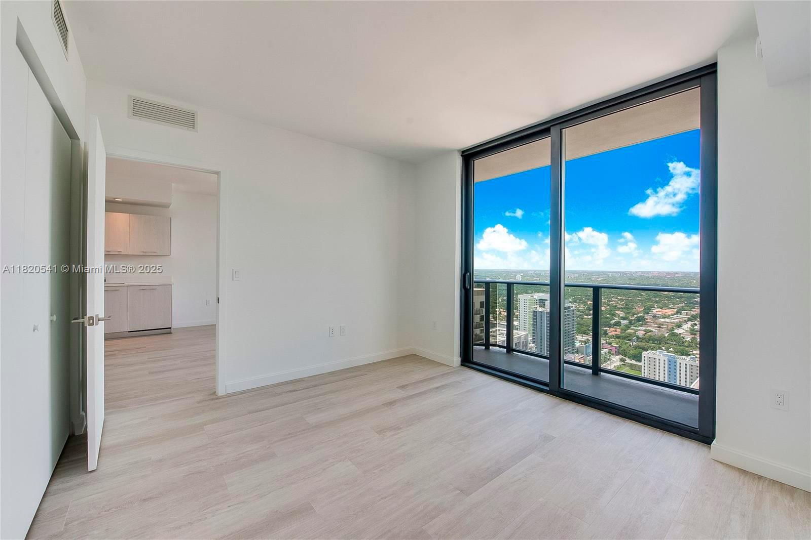 BRICKELL HEIGHTS WEST CON - Residential Lease