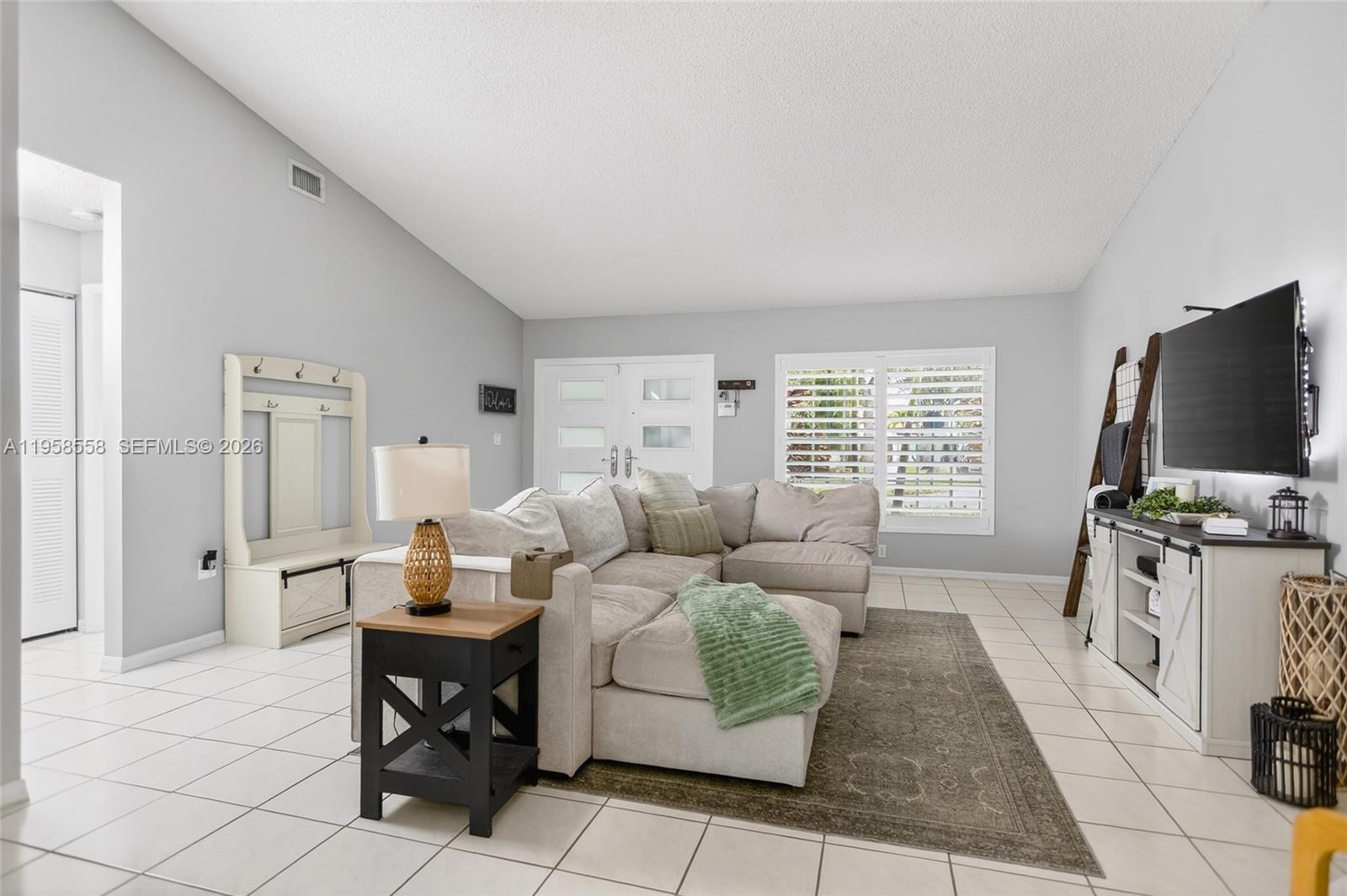 LAKES ON THE GREEN GWENDO - Residential