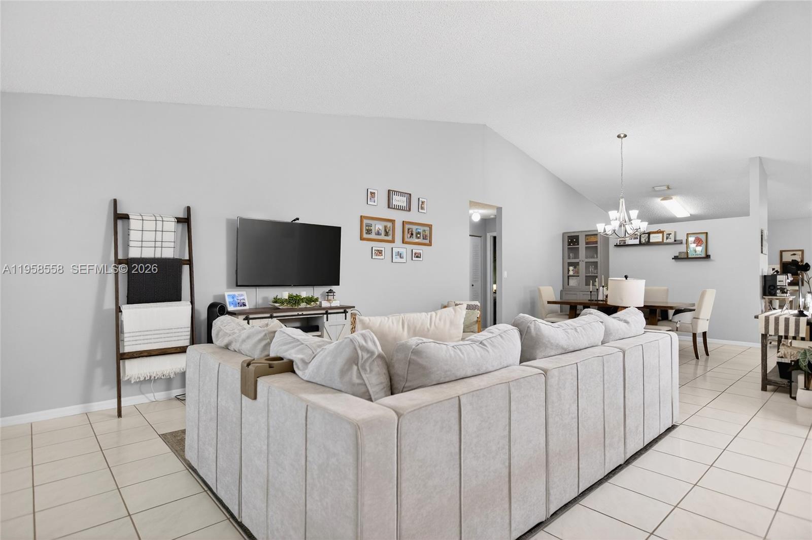 LAKES ON THE GREEN GWENDO - Residential