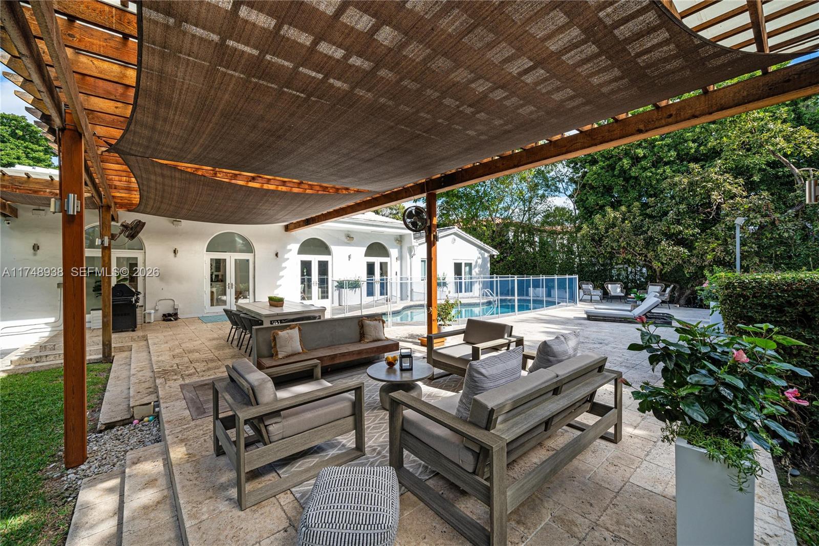 BAY POINT - Residential