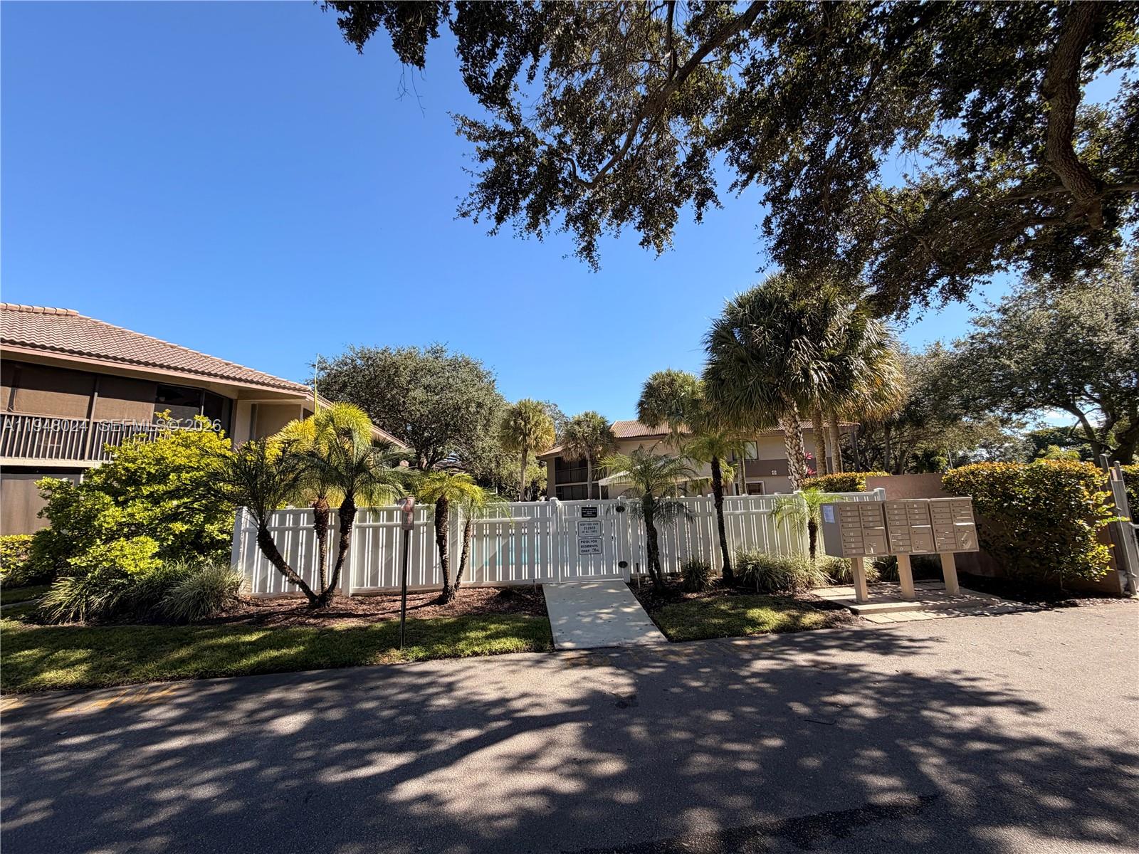 KINGSPORT ESTATES CONDO - Residential