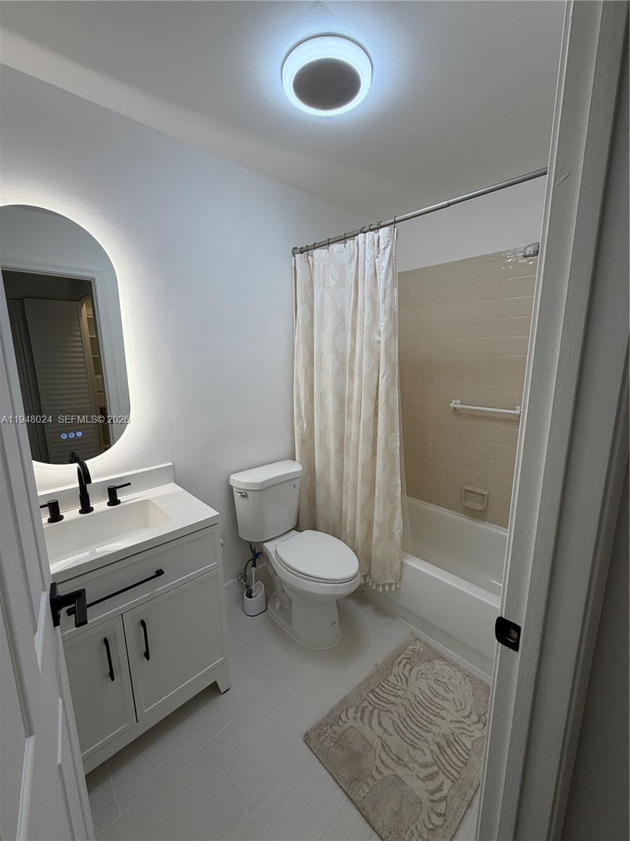 KINGSPORT ESTATES CONDO - Residential