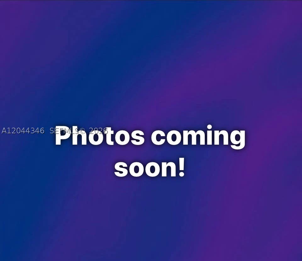 Photo of 2982 E Lake Vista Cir, Davie, FL 33328 (MLS # A12044346)