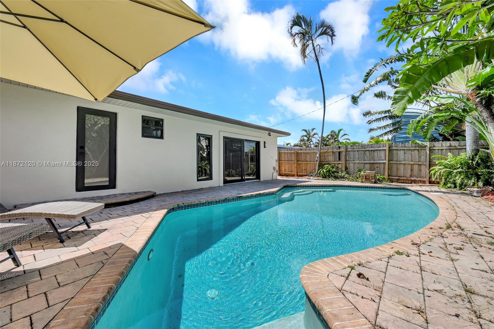 NORTH ANDREWS TERRACE FIR - Residential