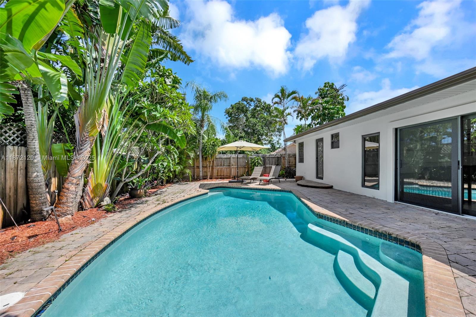 NORTH ANDREWS TERRACE FIR - Residential