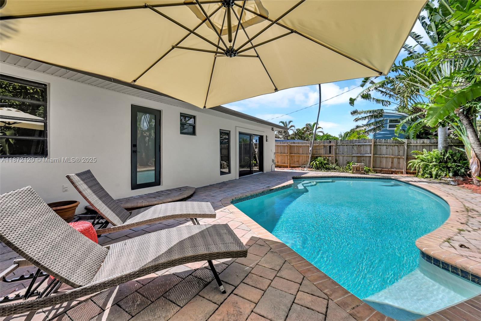 NORTH ANDREWS TERRACE FIR - Residential