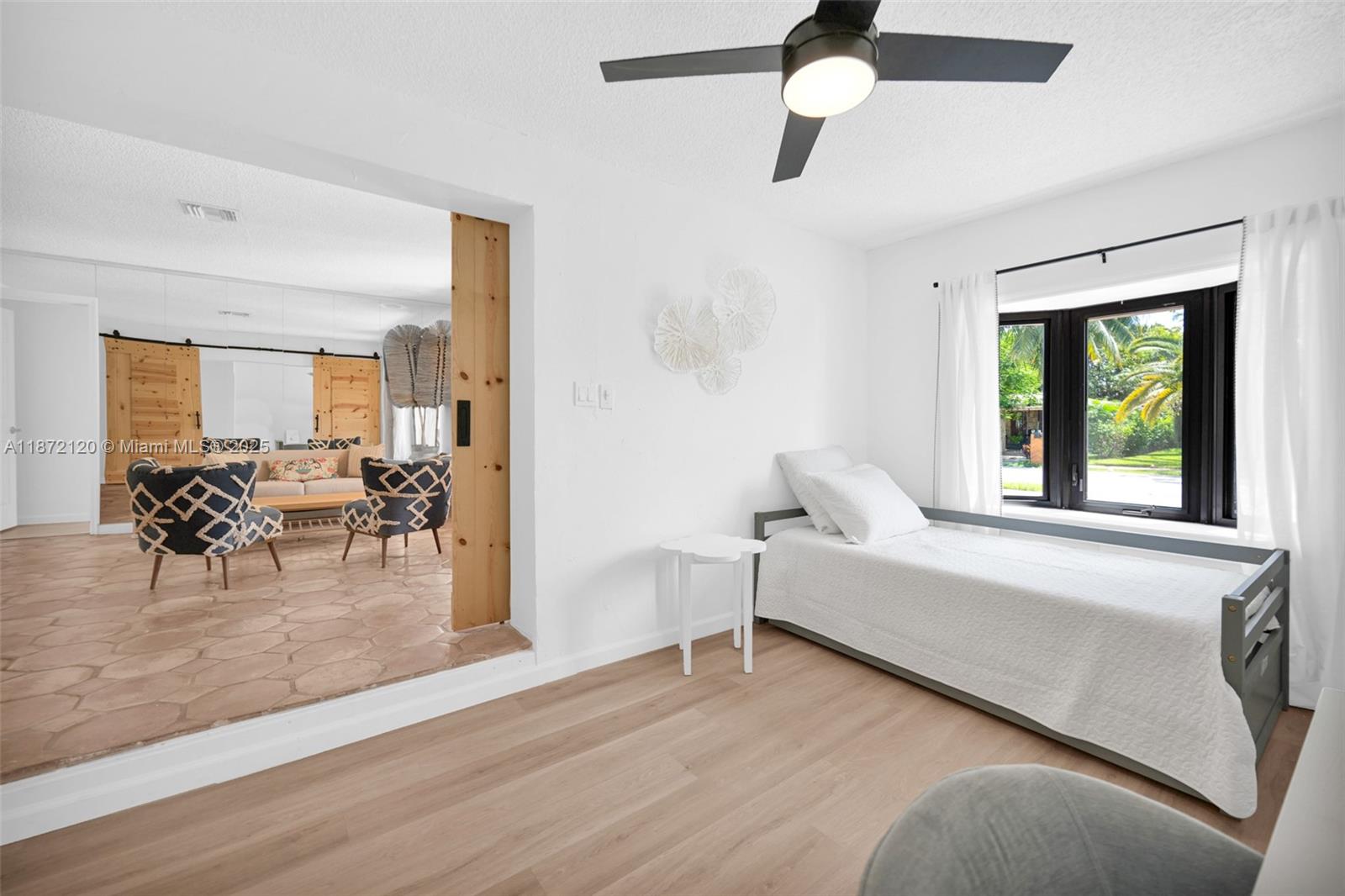 NORTH ANDREWS TERRACE FIR - Residential