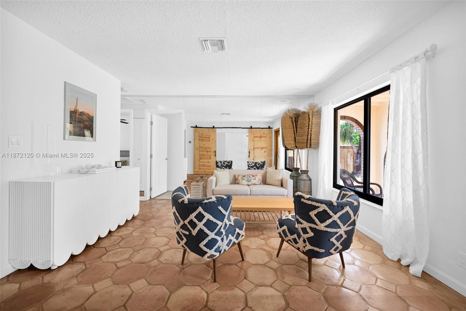 NORTH ANDREWS TERRACE FIR - Residential