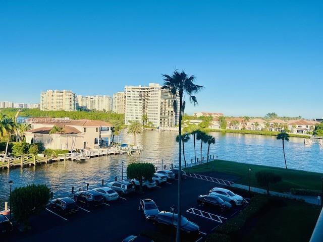 Welcome to 899 Jeffrey St #508, this move-in-ready 2BD/2BA condo in Porta Bella offers stunning intracoastal views and private balcony access from both split-layout bedrooms. Enjoy resort-style amenities: pool with loungers, indoor Jacuzzi, sauna, fitness center, tennis, pickleball, billiards, and ping-pong. Just minutes from Downtown Delray, Mizner Park, and Royal Palm Plaza, you'll have easy access to Boca’s top dining, shopping, and entertainment. A true must-see, schedule a showing today!
