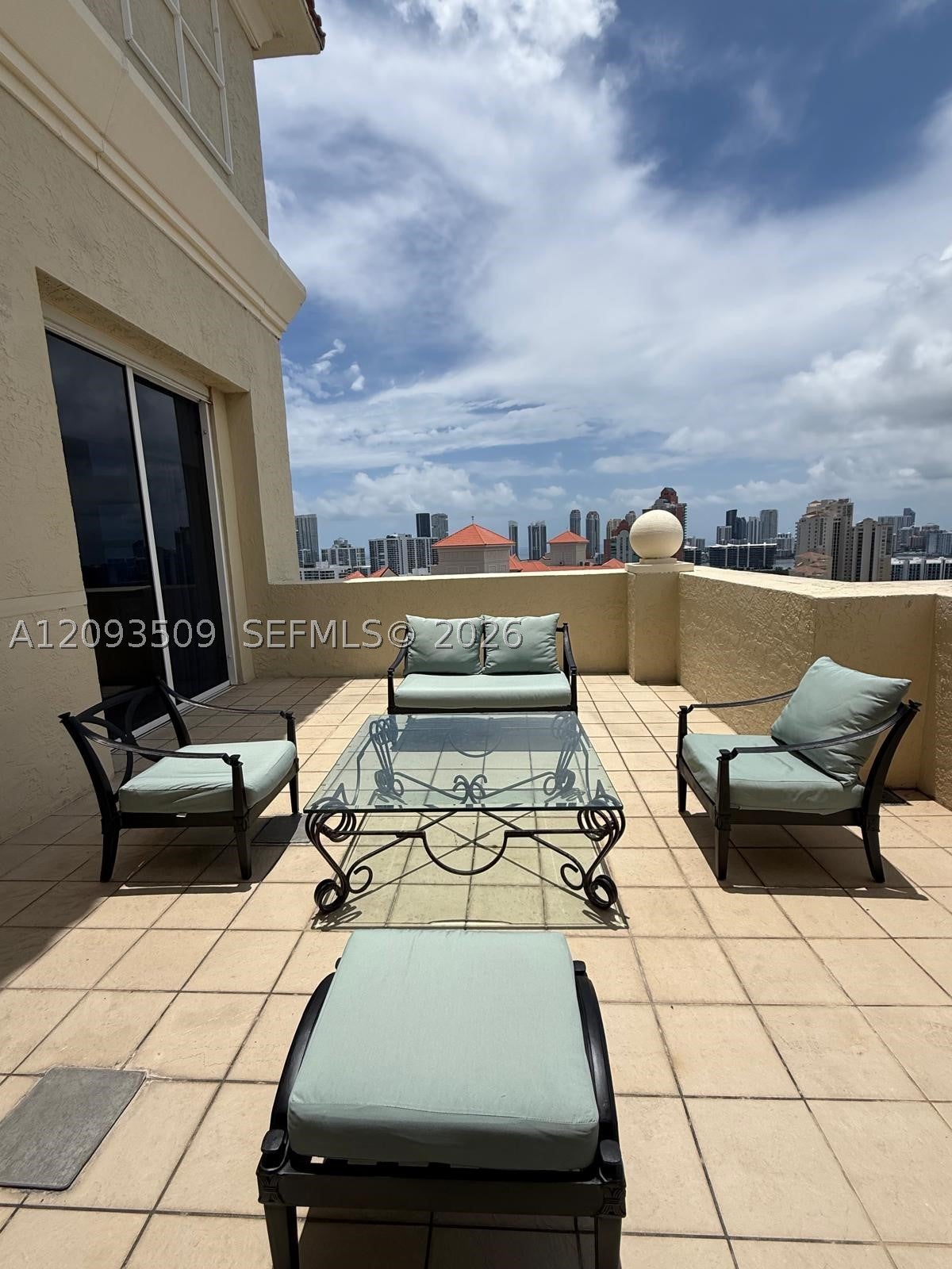 19501 W Country Club Dr TS-03