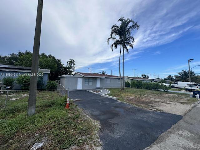 PLAYLAND ISLES - Residential Lease