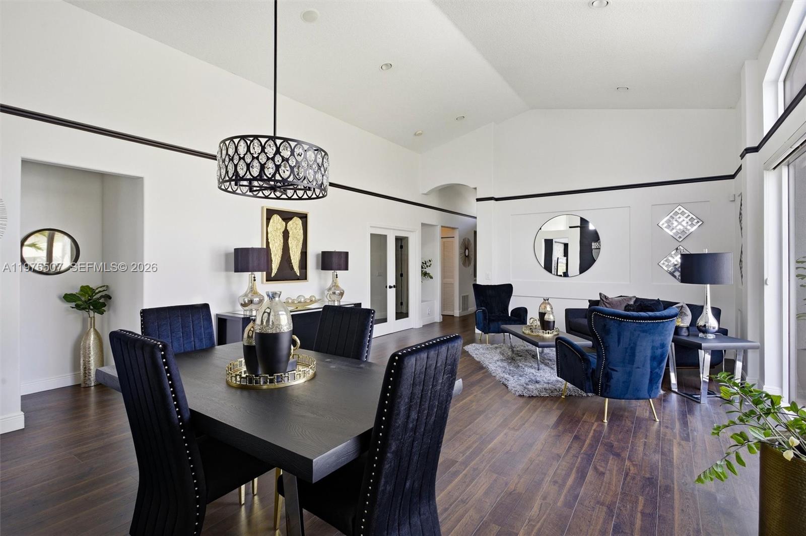 SUNSET LAKES PLAT ONE - Residential