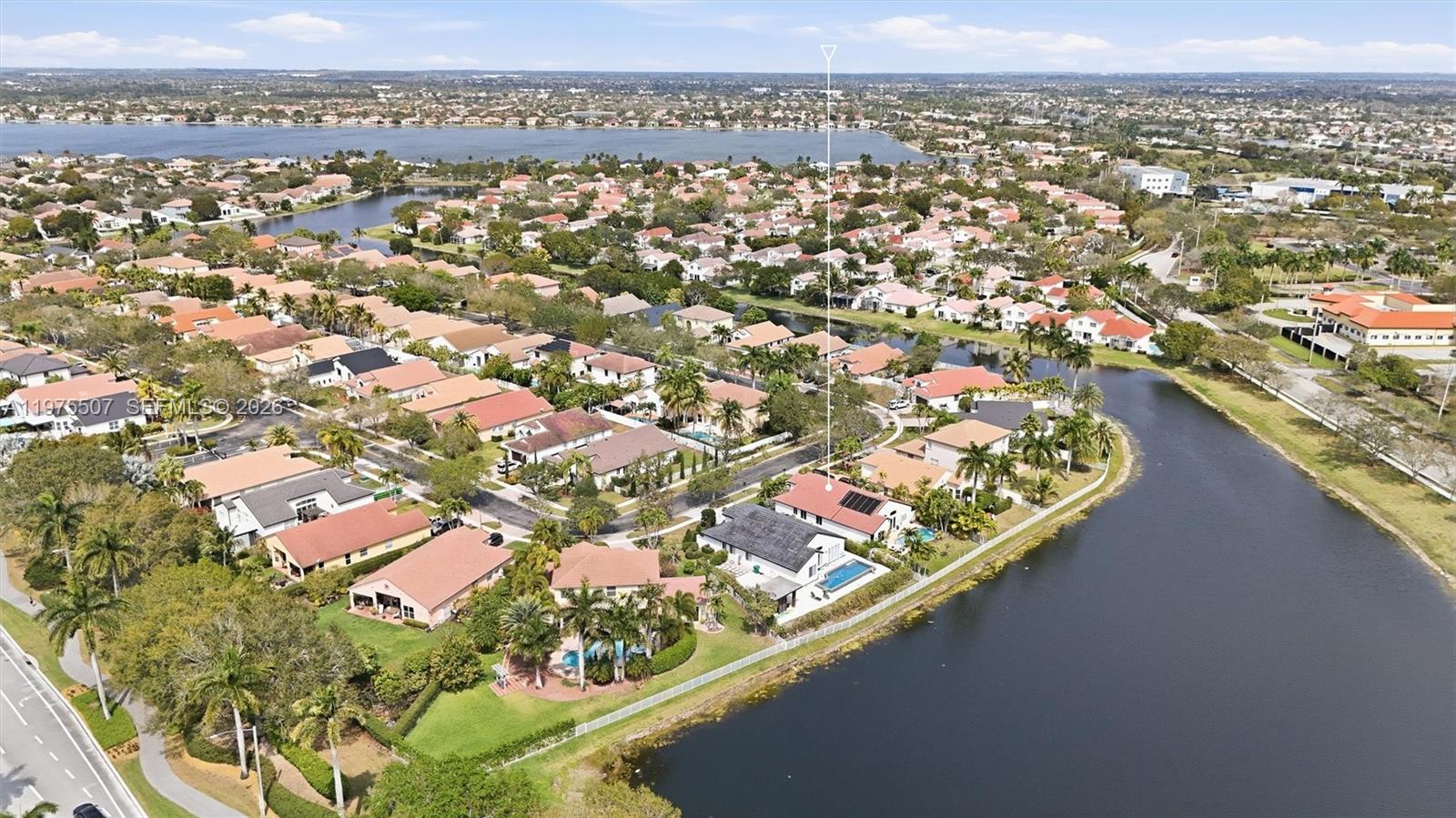 SUNSET LAKES PLAT ONE - Residential