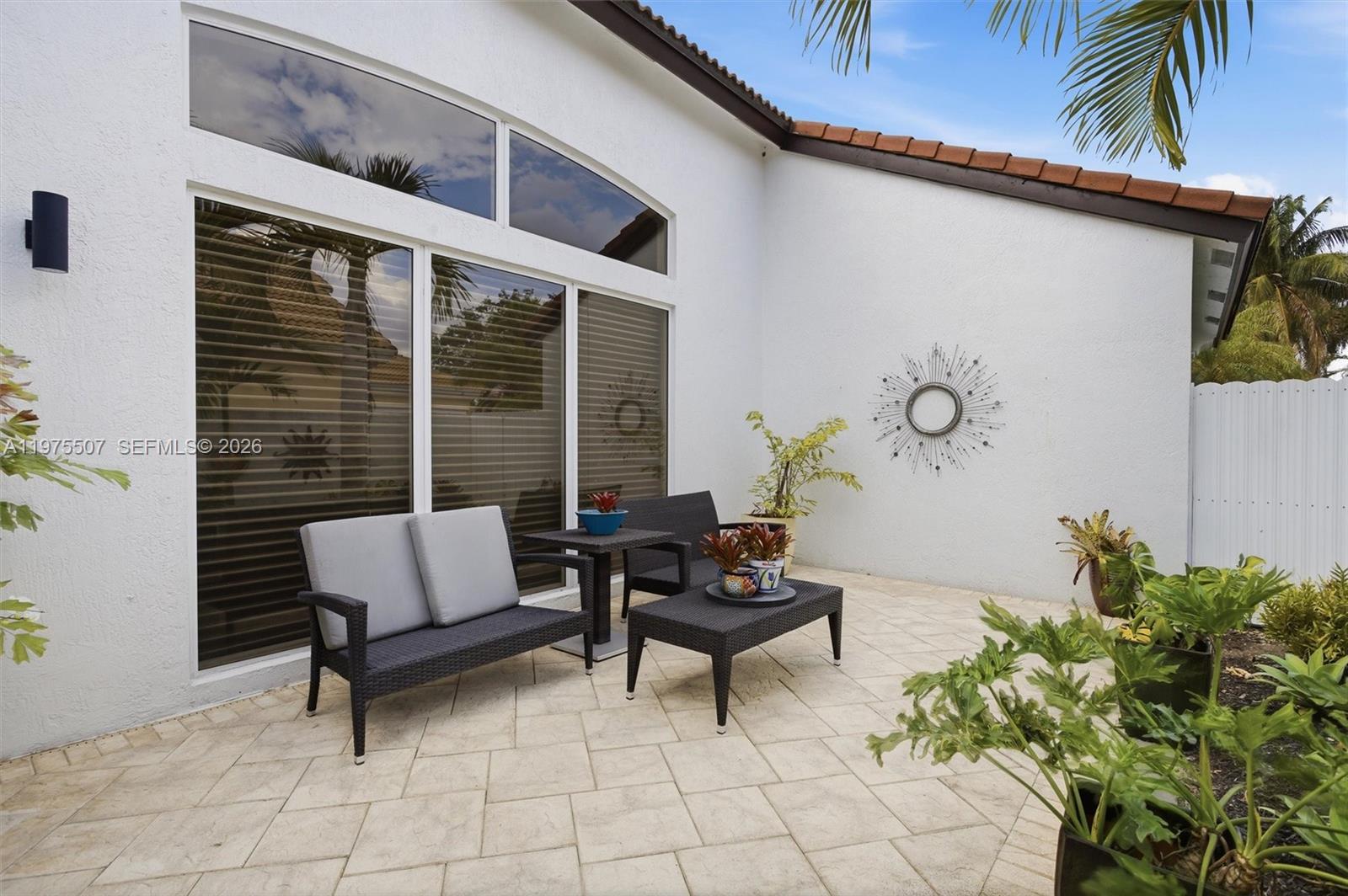 SUNSET LAKES PLAT ONE - Residential