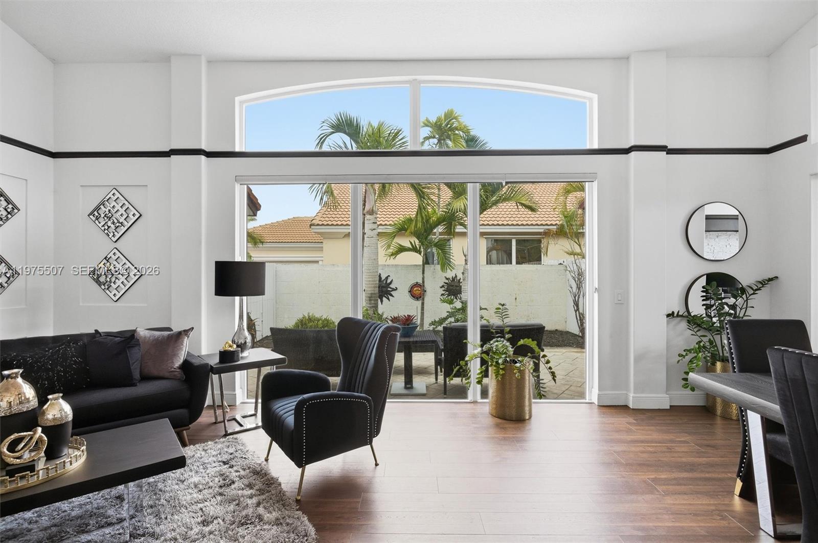 SUNSET LAKES PLAT ONE - Residential