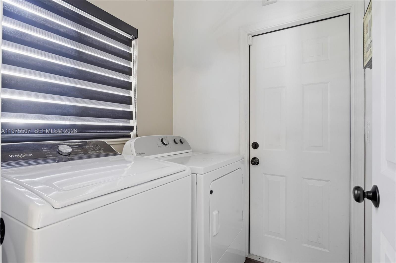 SUNSET LAKES PLAT ONE - Residential