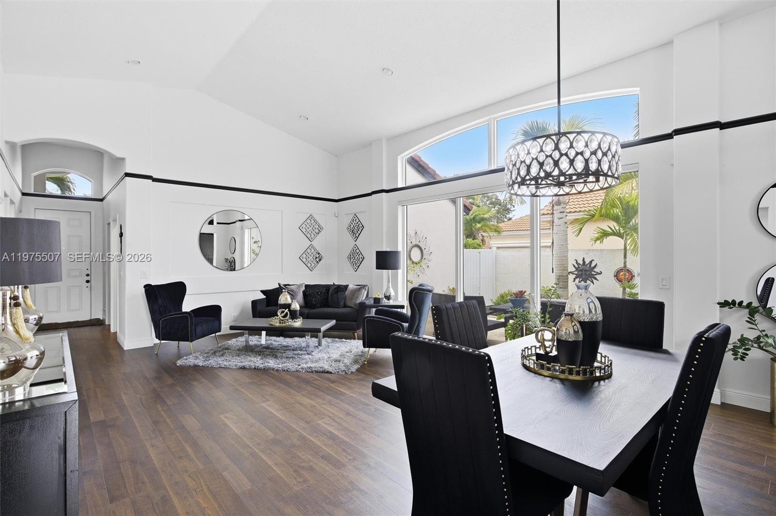 SUNSET LAKES PLAT ONE - Residential