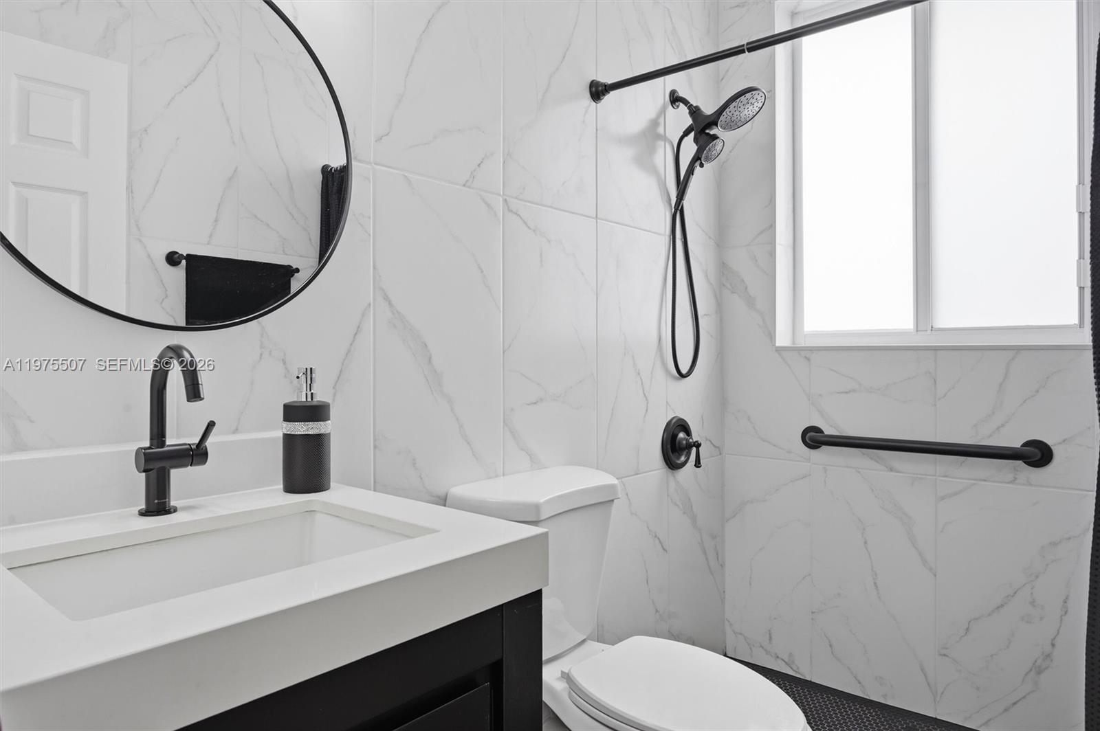 SUNSET LAKES PLAT ONE - Residential