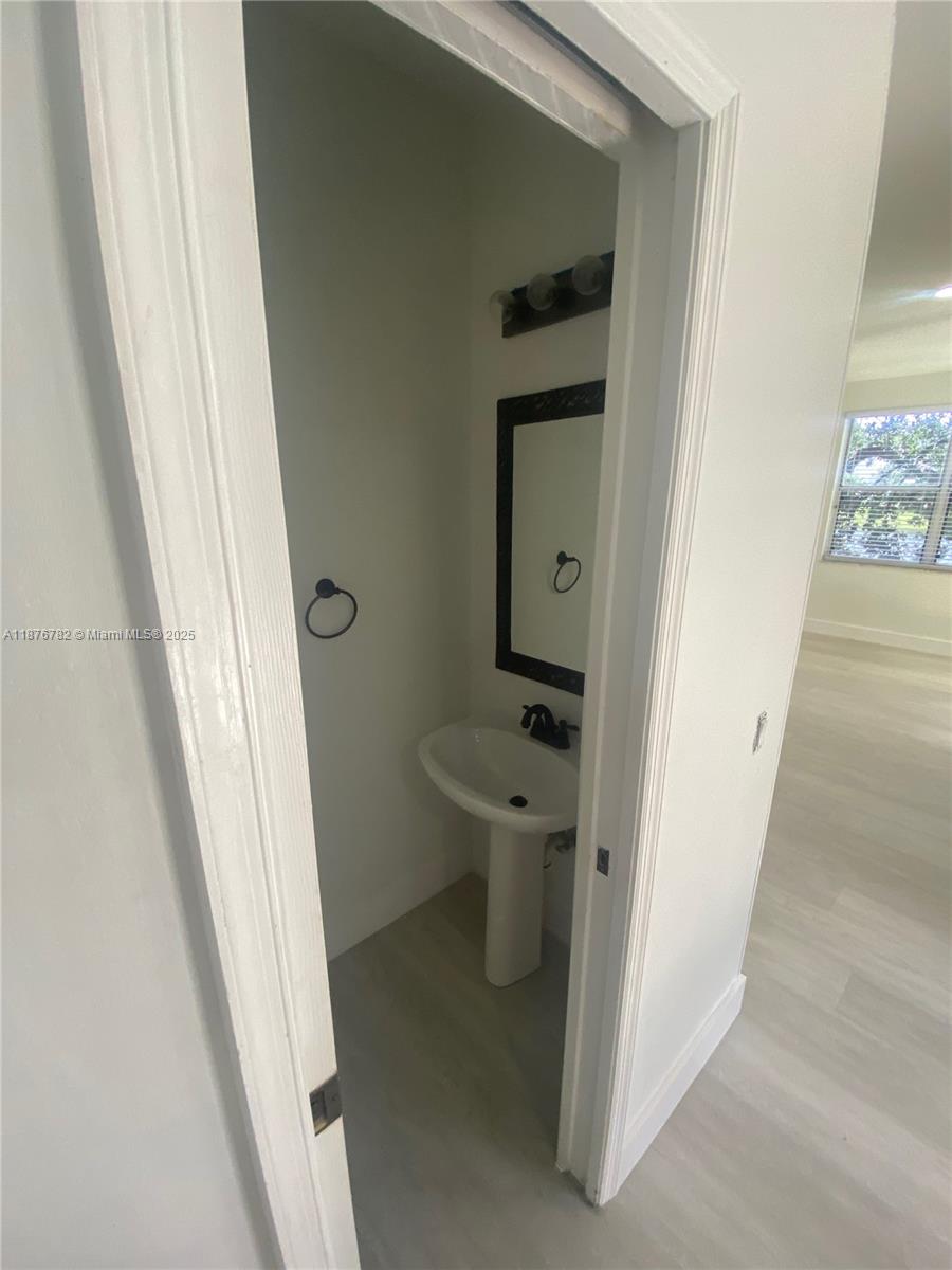 SECTOR 4 - 1ST ADDITION - Residential Lease