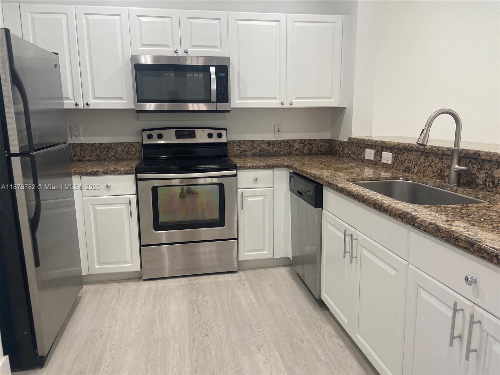 SECTOR 4 - 1ST ADDITION - Residential Lease