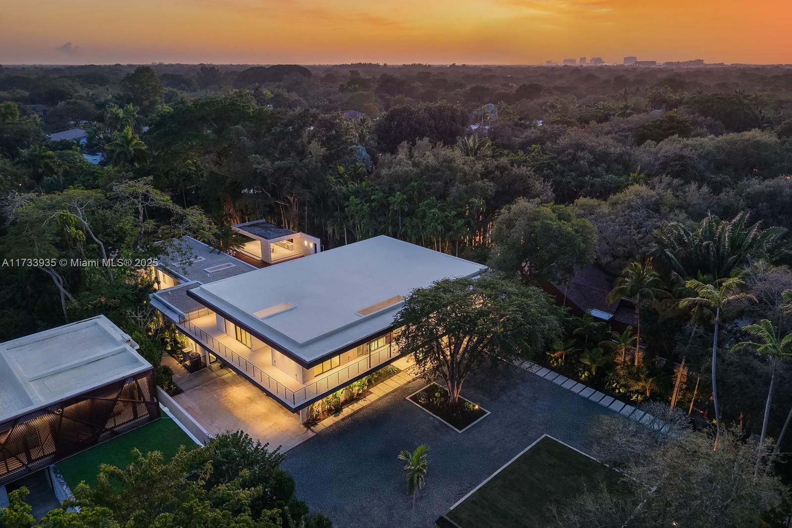 CLEVELAND PARK - Residential