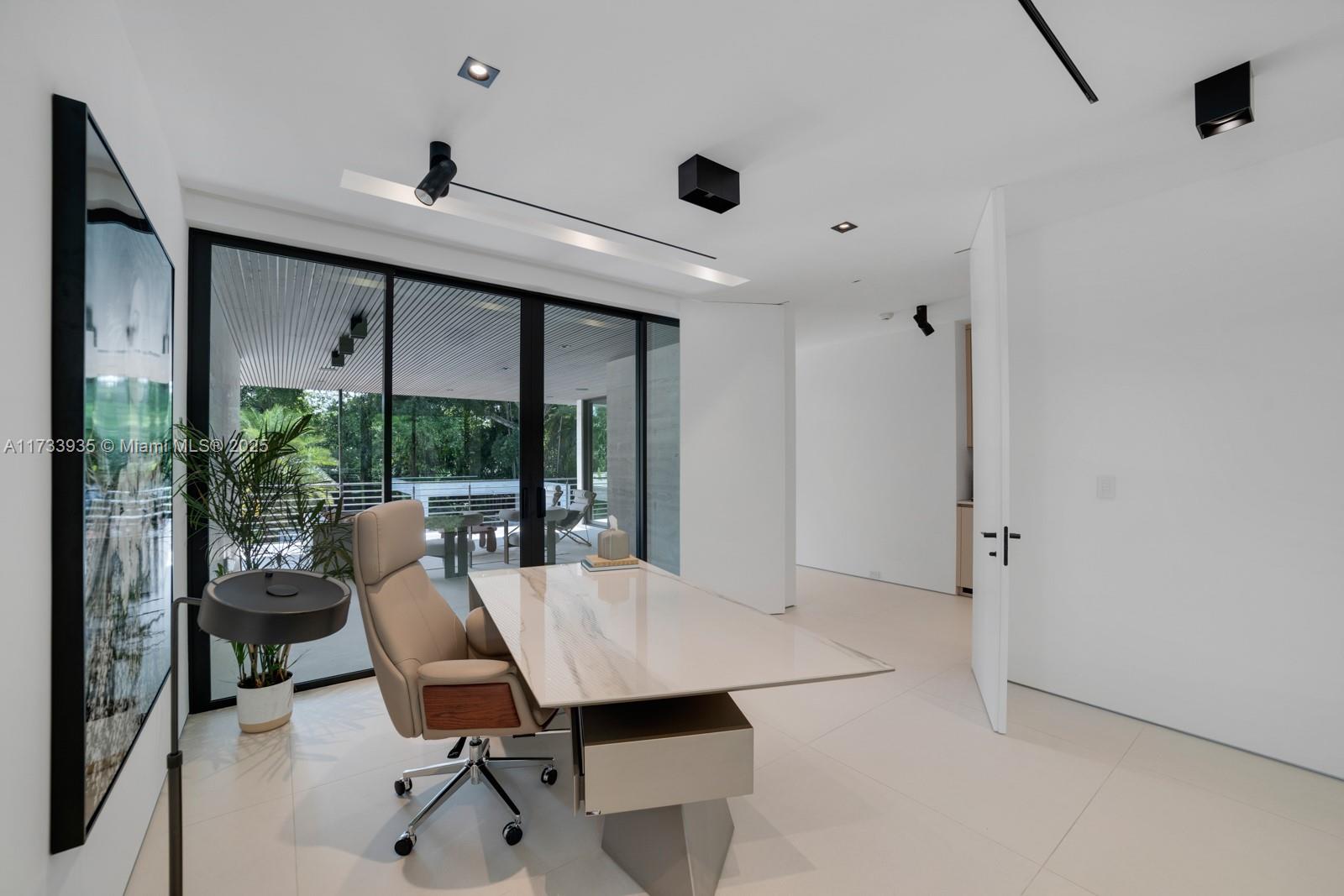 CLEVELAND PARK - Residential