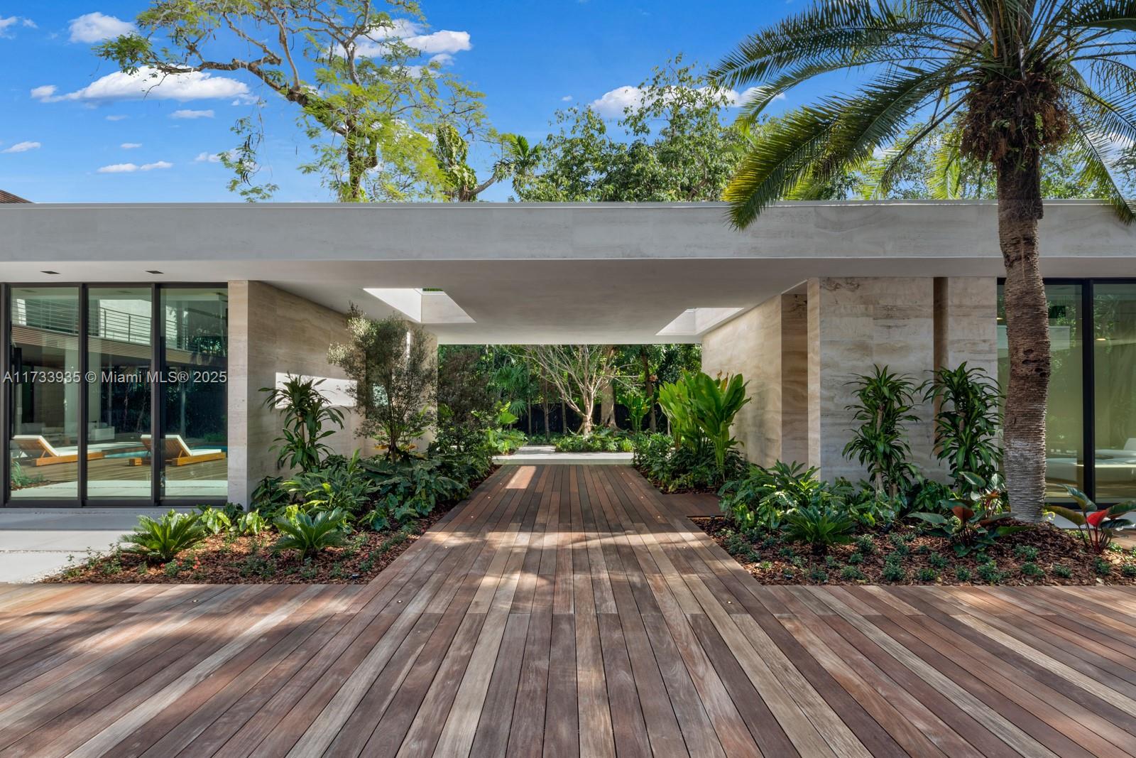 CLEVELAND PARK - Residential