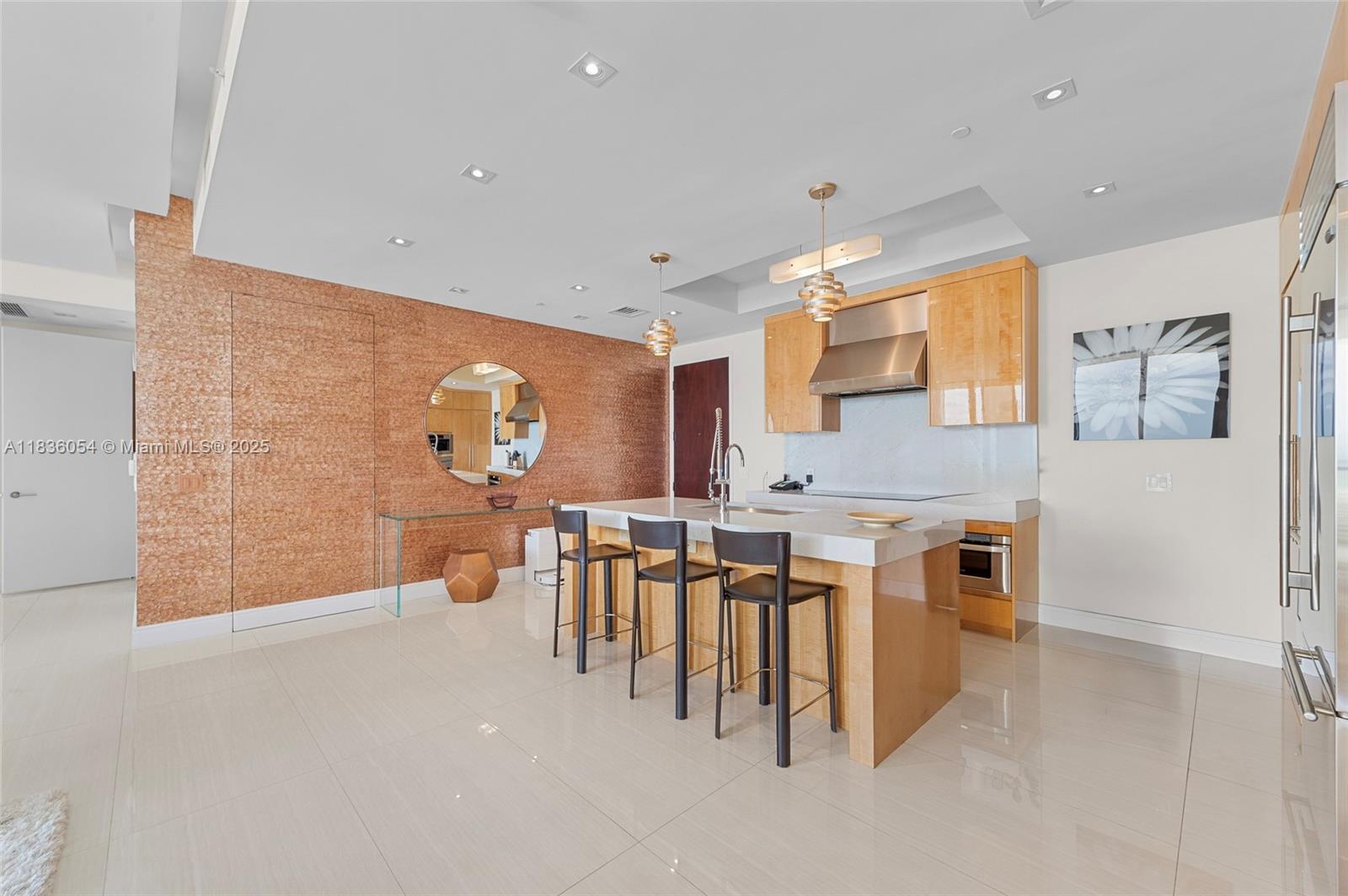 BAL HARBOUR NORTH SOUTH - Residential Lease