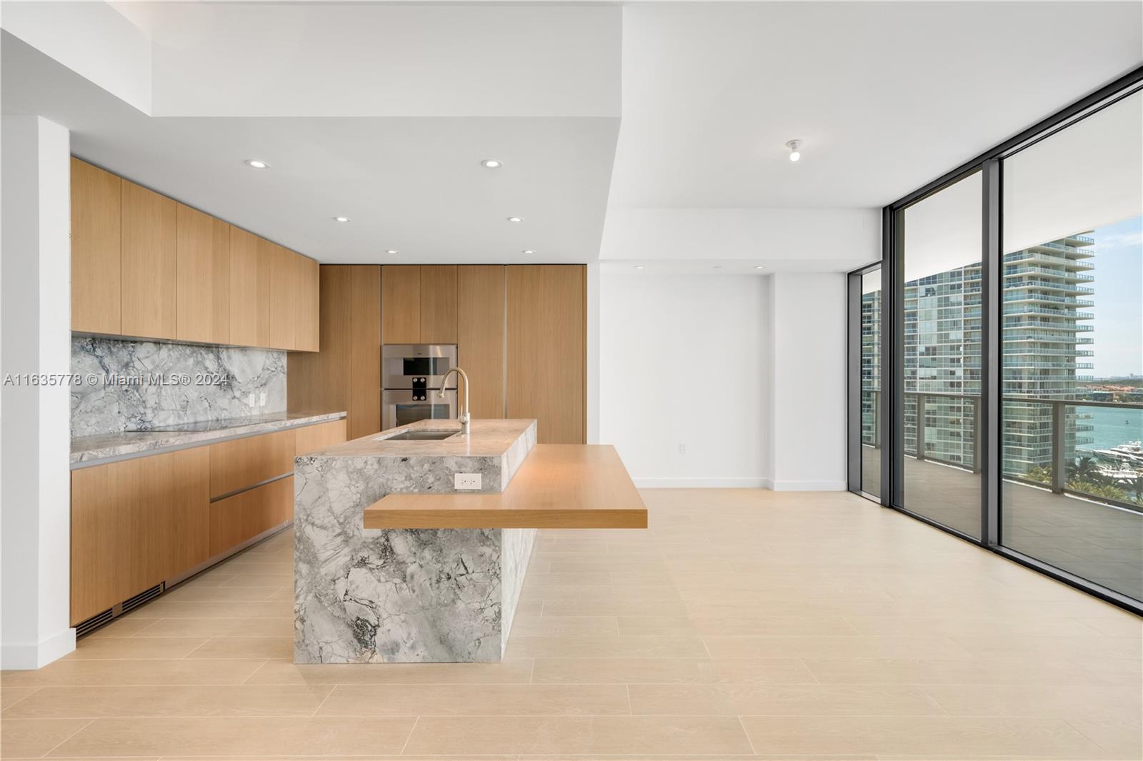 AQUARIUM SITE AMD - Residential