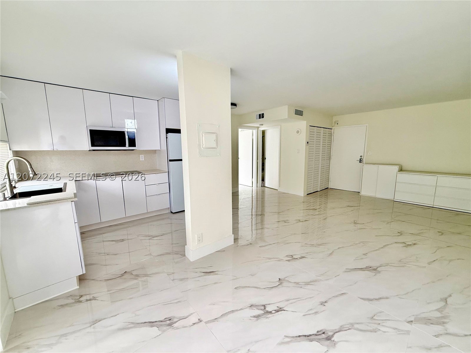 16909 N Bay Rd 817