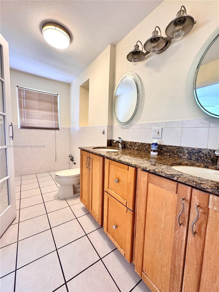 GOLDEN SURF TOWERS CONDO - Residential Lease