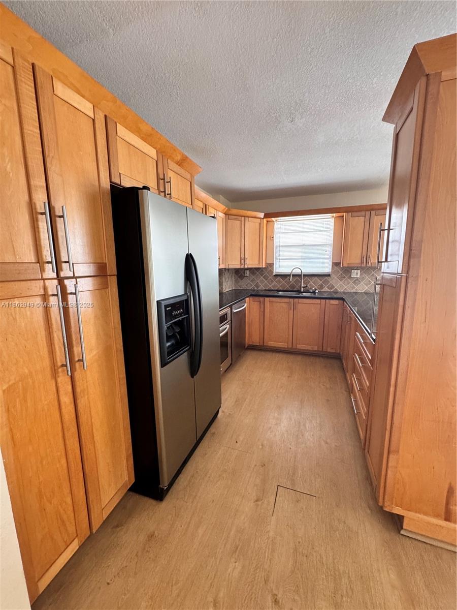 GOLDEN SURF TOWERS CONDO - Residential Lease