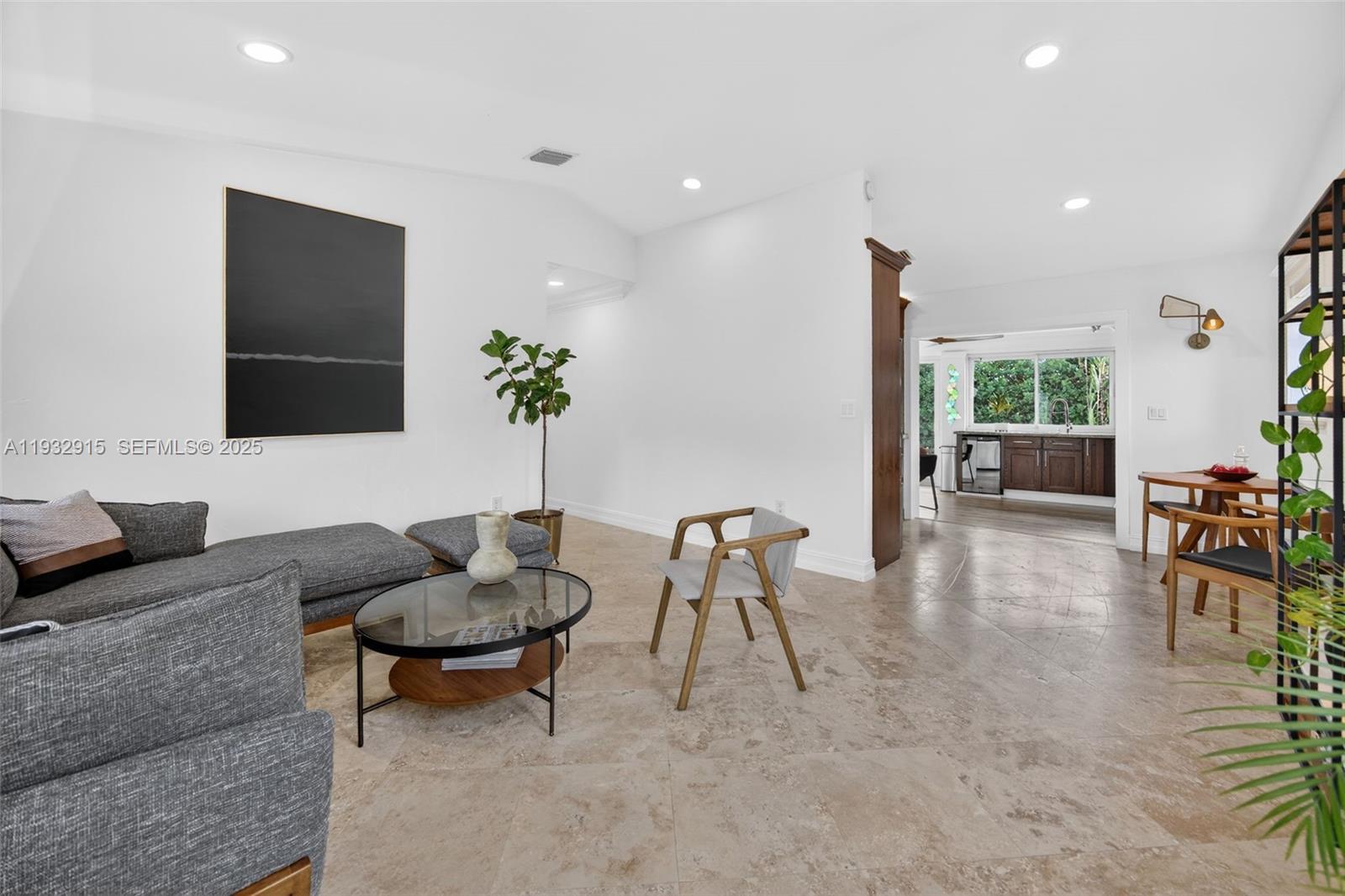 WESTWOOD LAKE 4TH ADDN - Residential