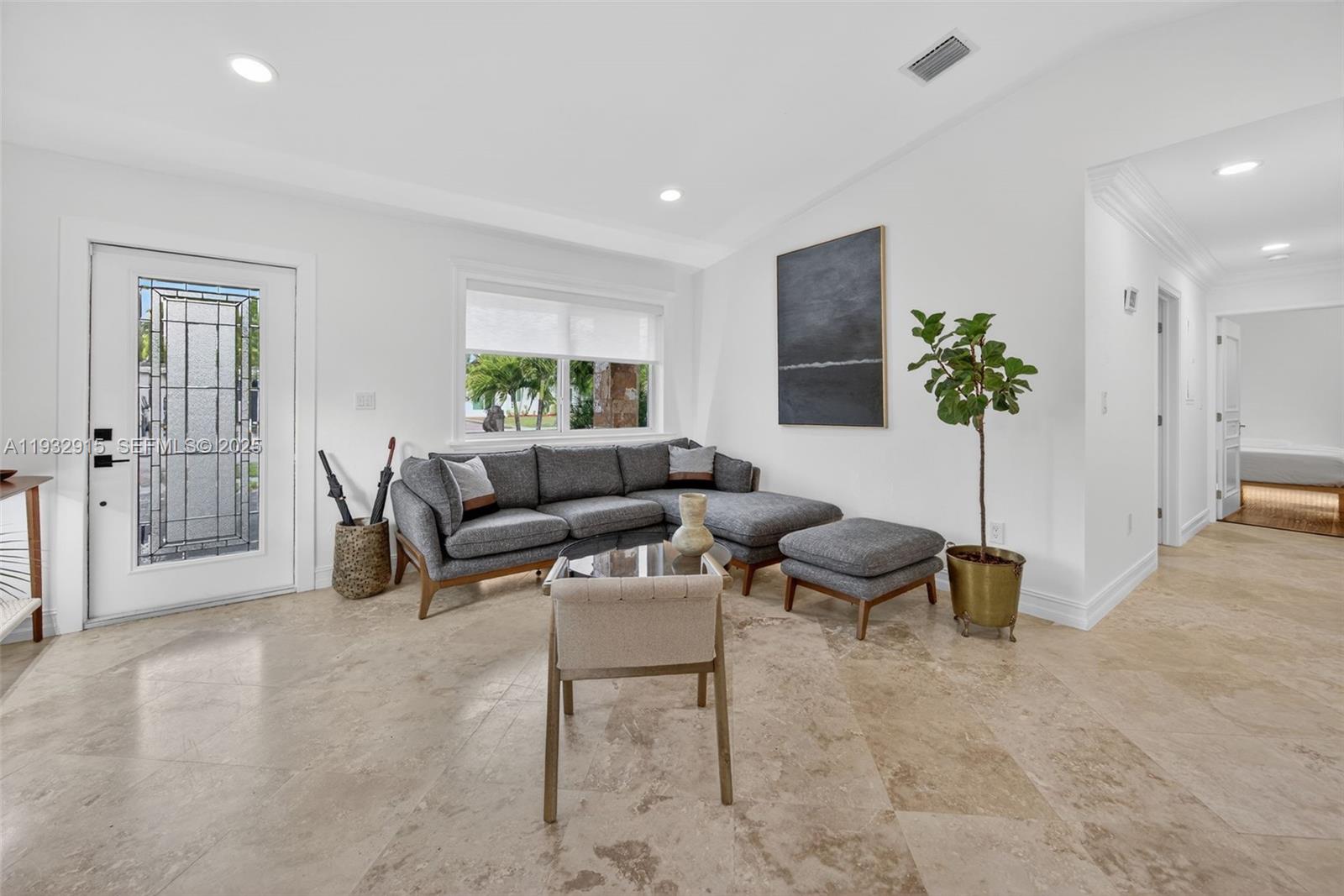 WESTWOOD LAKE 4TH ADDN - Residential