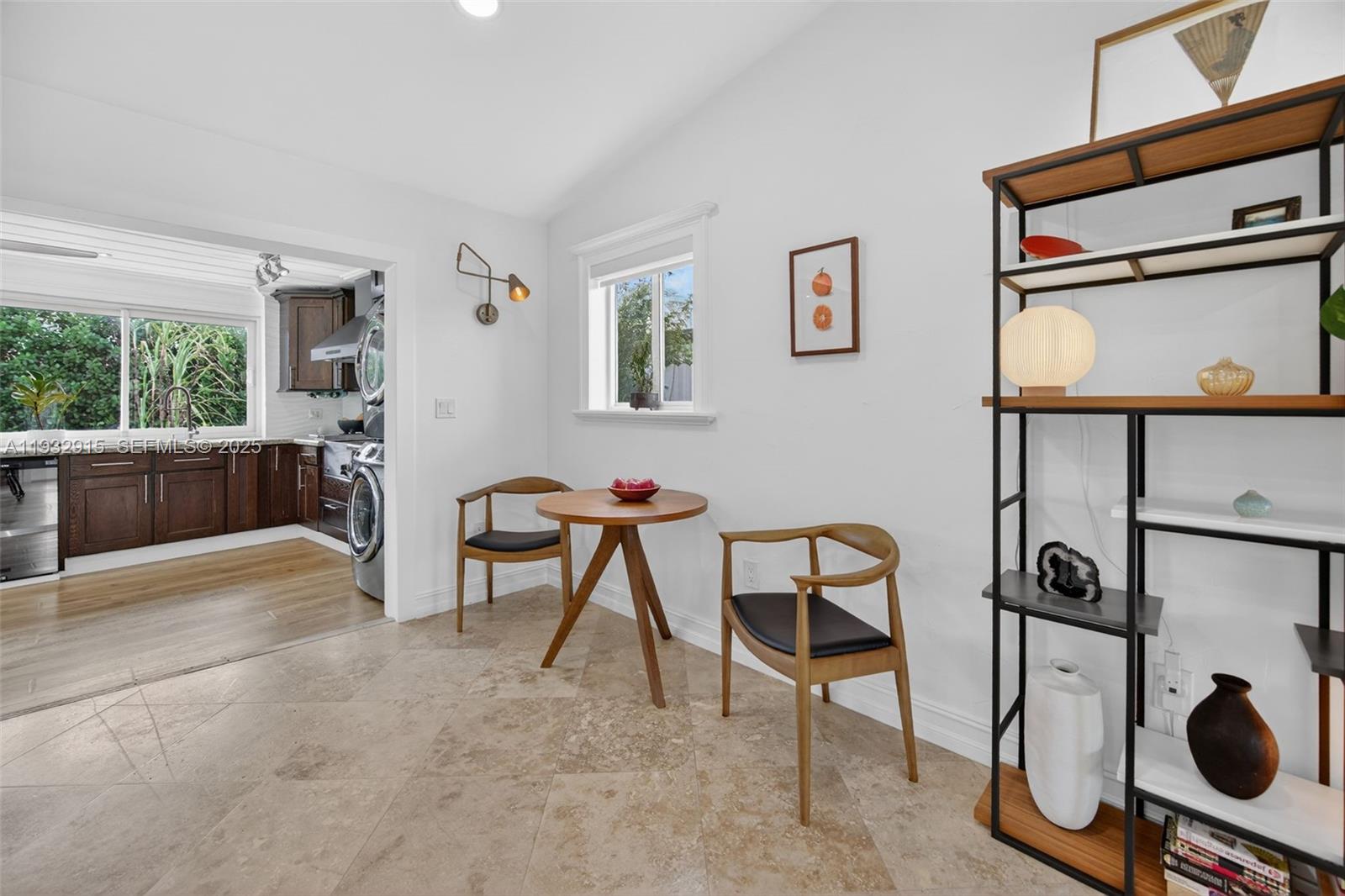 WESTWOOD LAKE 4TH ADDN - Residential