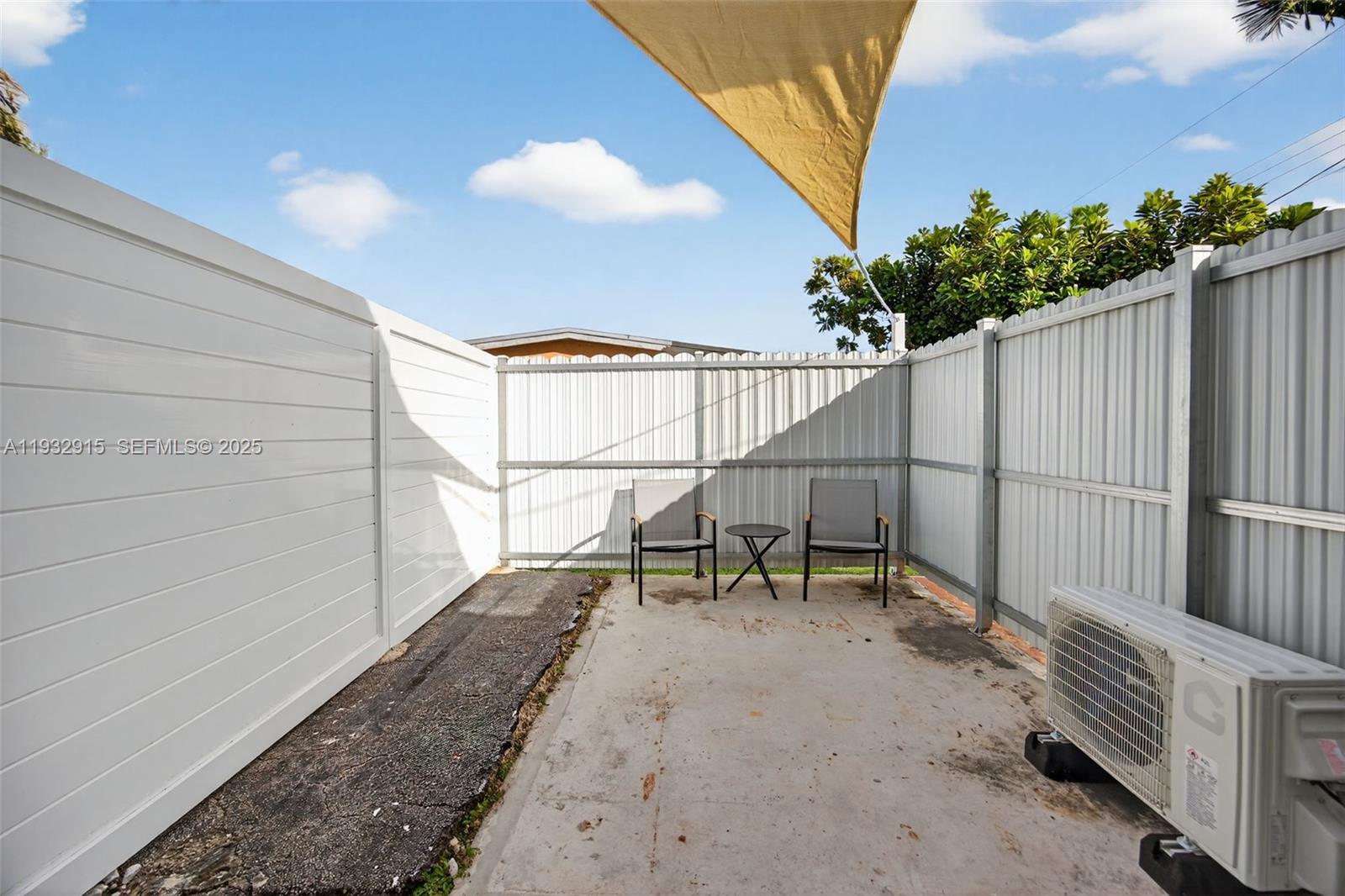 WESTWOOD LAKE 4TH ADDN - Residential