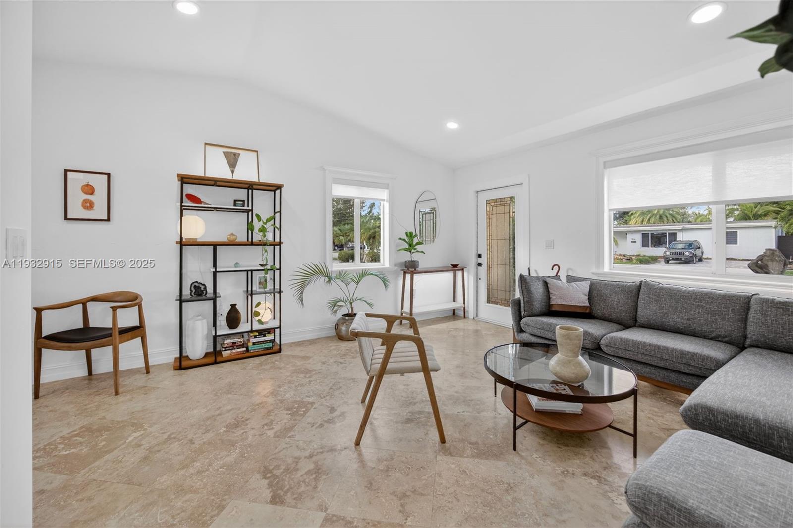 WESTWOOD LAKE 4TH ADDN - Residential