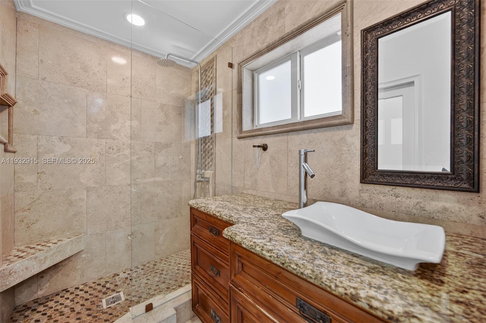 WESTWOOD LAKE 4TH ADDN - Residential