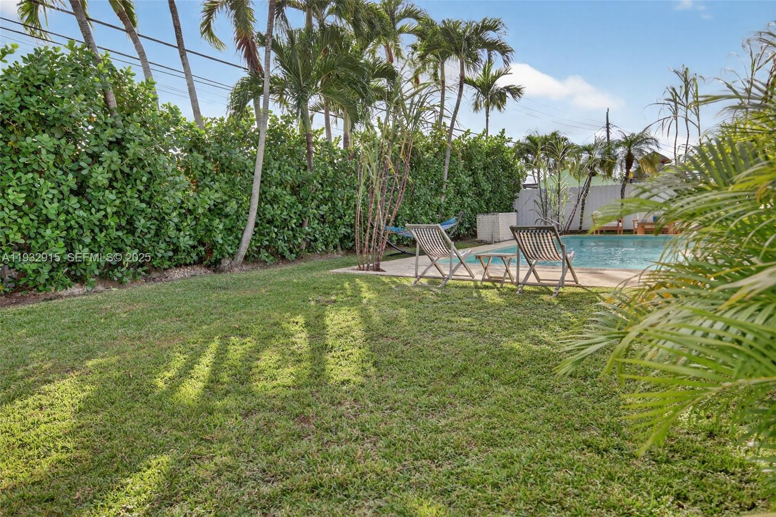 WESTWOOD LAKE 4TH ADDN - Residential