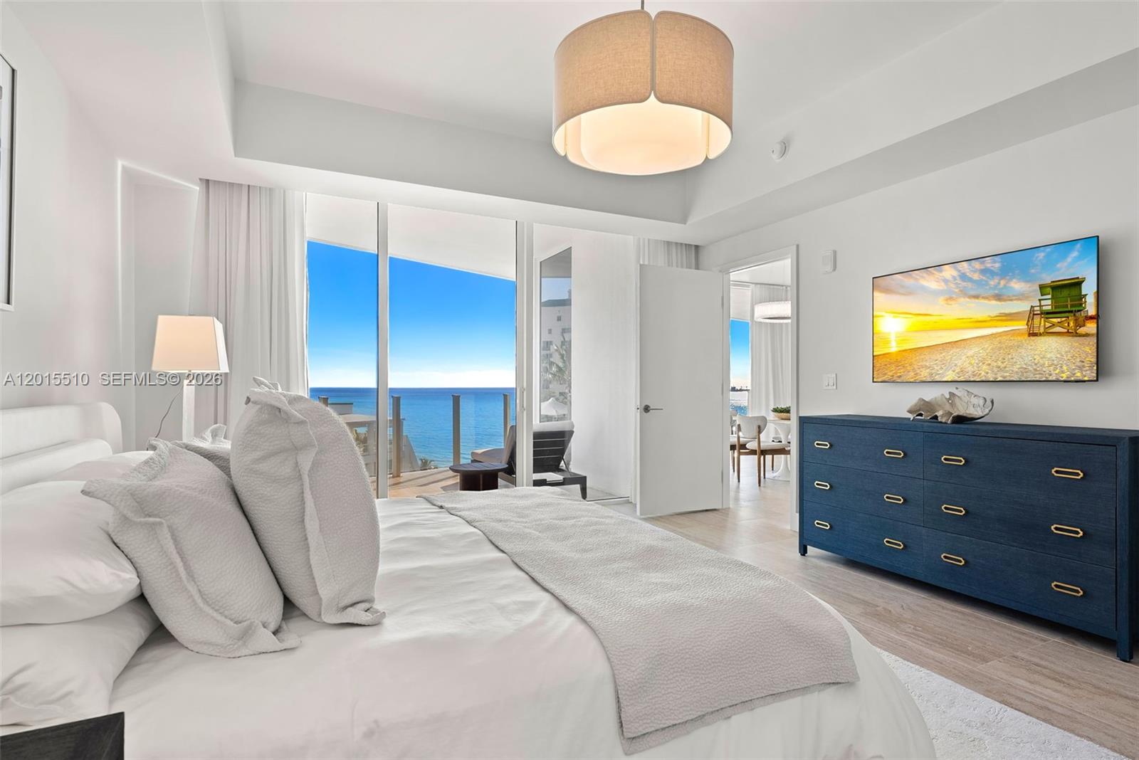 Four Seasons - Residential