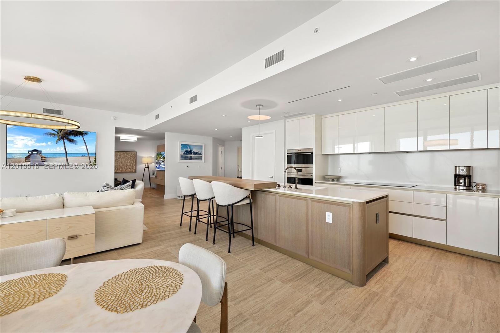 Four Seasons - Residential
