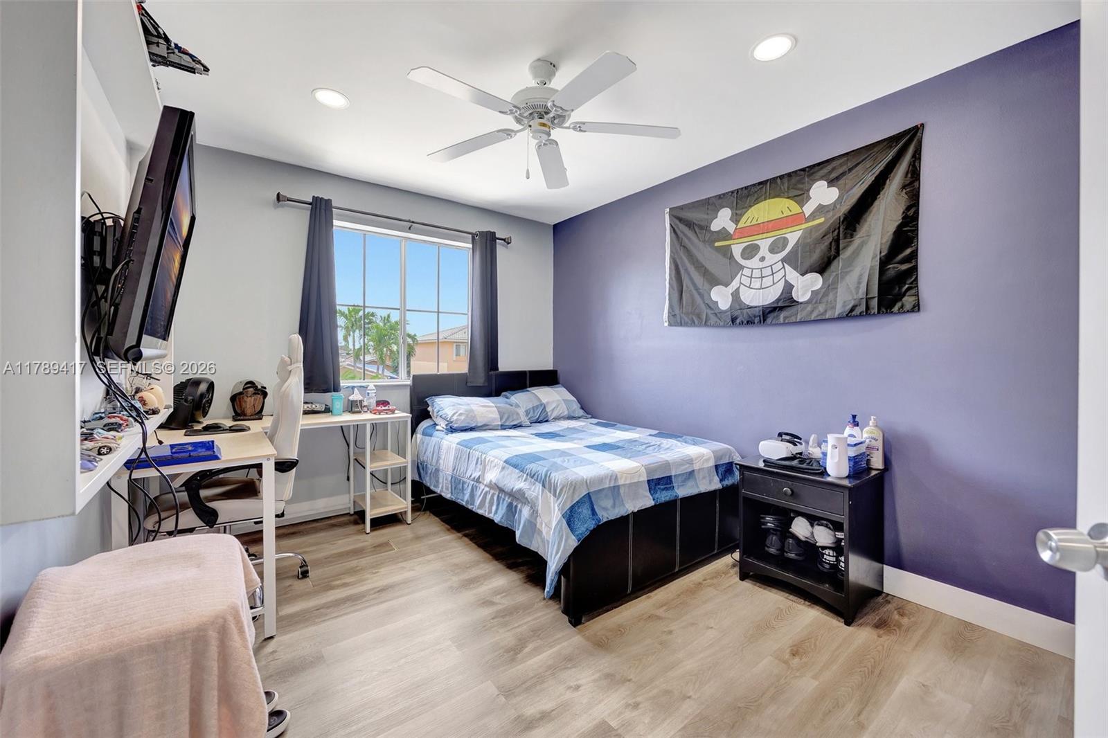 BISCAYNE POINT SOUTH - Residential