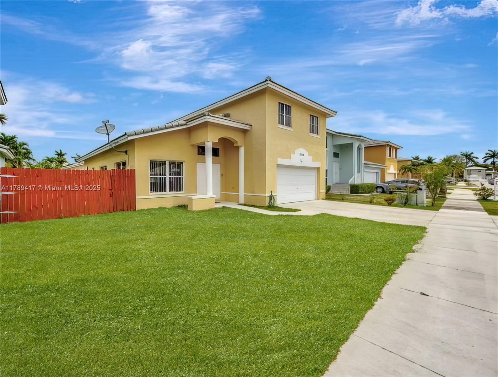 12113 Sw 249th St, Homestead, Miami-Dade County, Florida - 4 Bedrooms  
3 Bathrooms - 