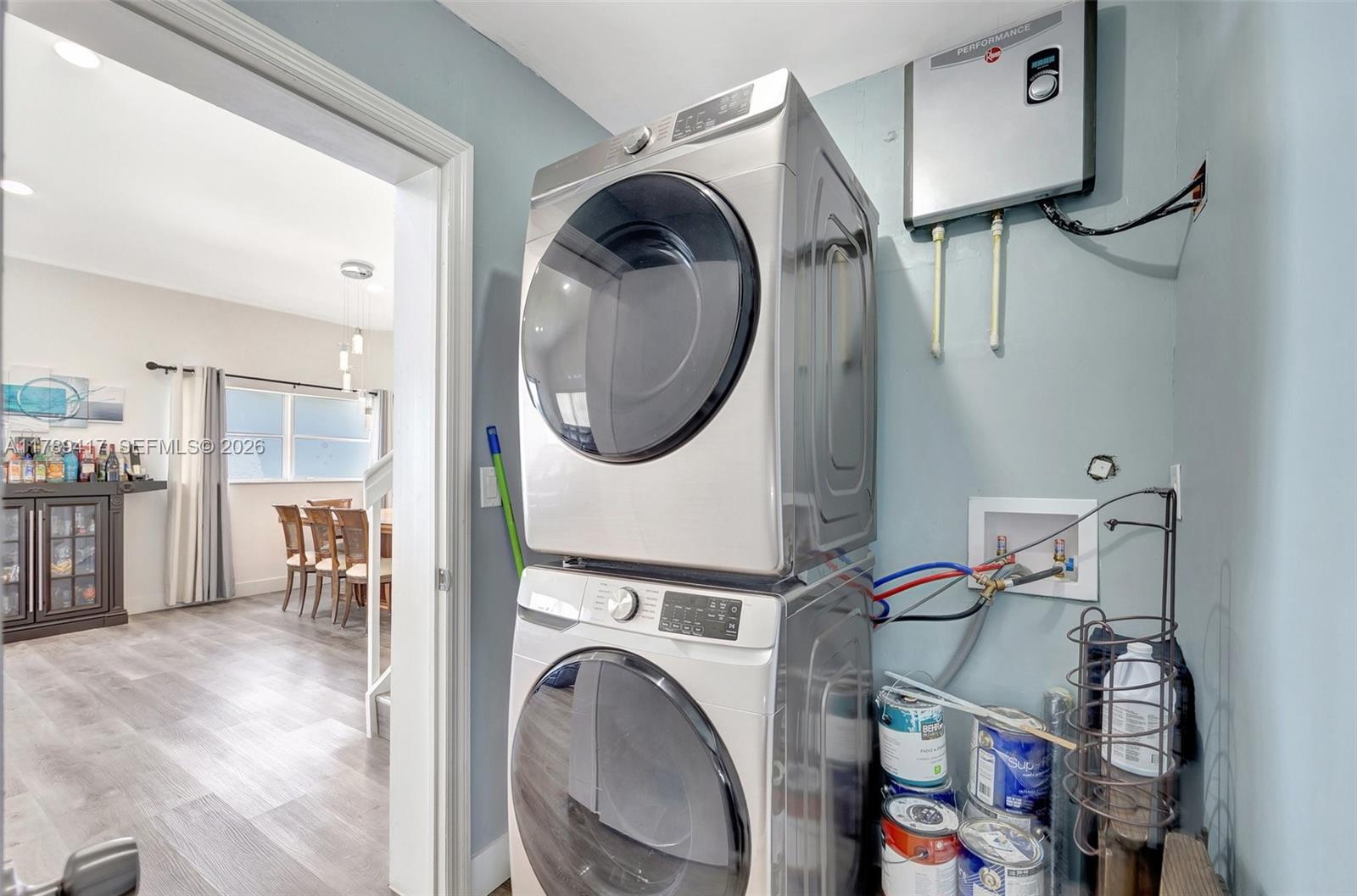 BISCAYNE POINT SOUTH - Residential