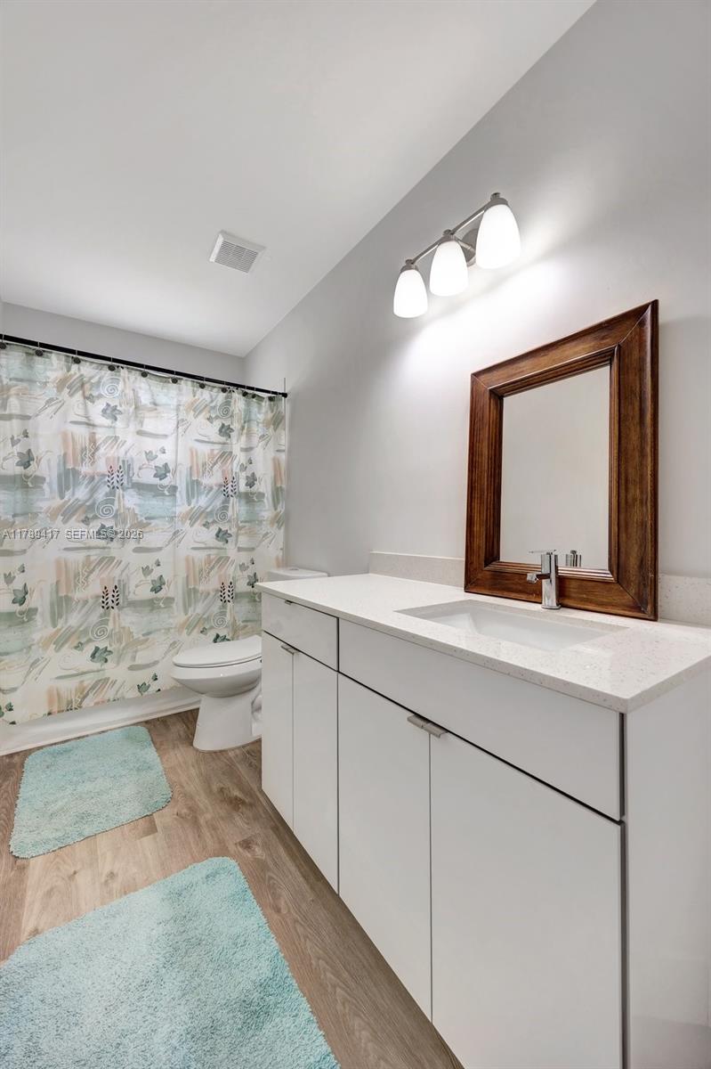 BISCAYNE POINT SOUTH - Residential