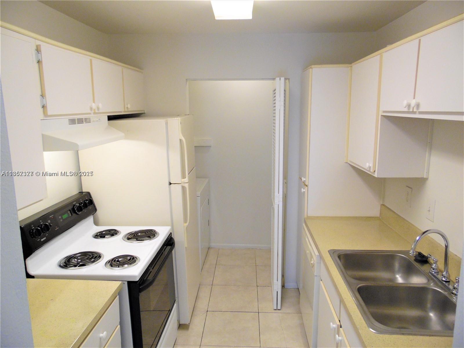 PRESERVE AT AVERY LAKES - Residential