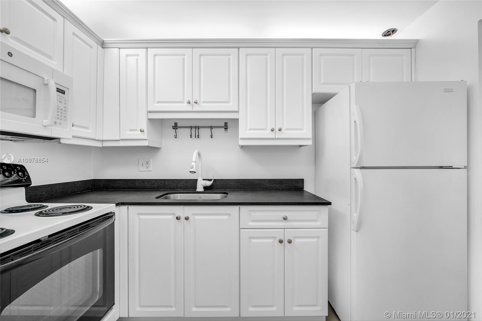 Location off 17th St Cswy. WALK TO THE BEACH. Updated floors, new paint. Common Laundry on each floor, corner unit with large open balcony. Close to the beaches, downtown, airport, cruise port, Ft Lauderdale Convention Center. Pets allowed max 20 lbs. 3-4 weeks for associations approval.LOCK BOX at the door, combination 5039.