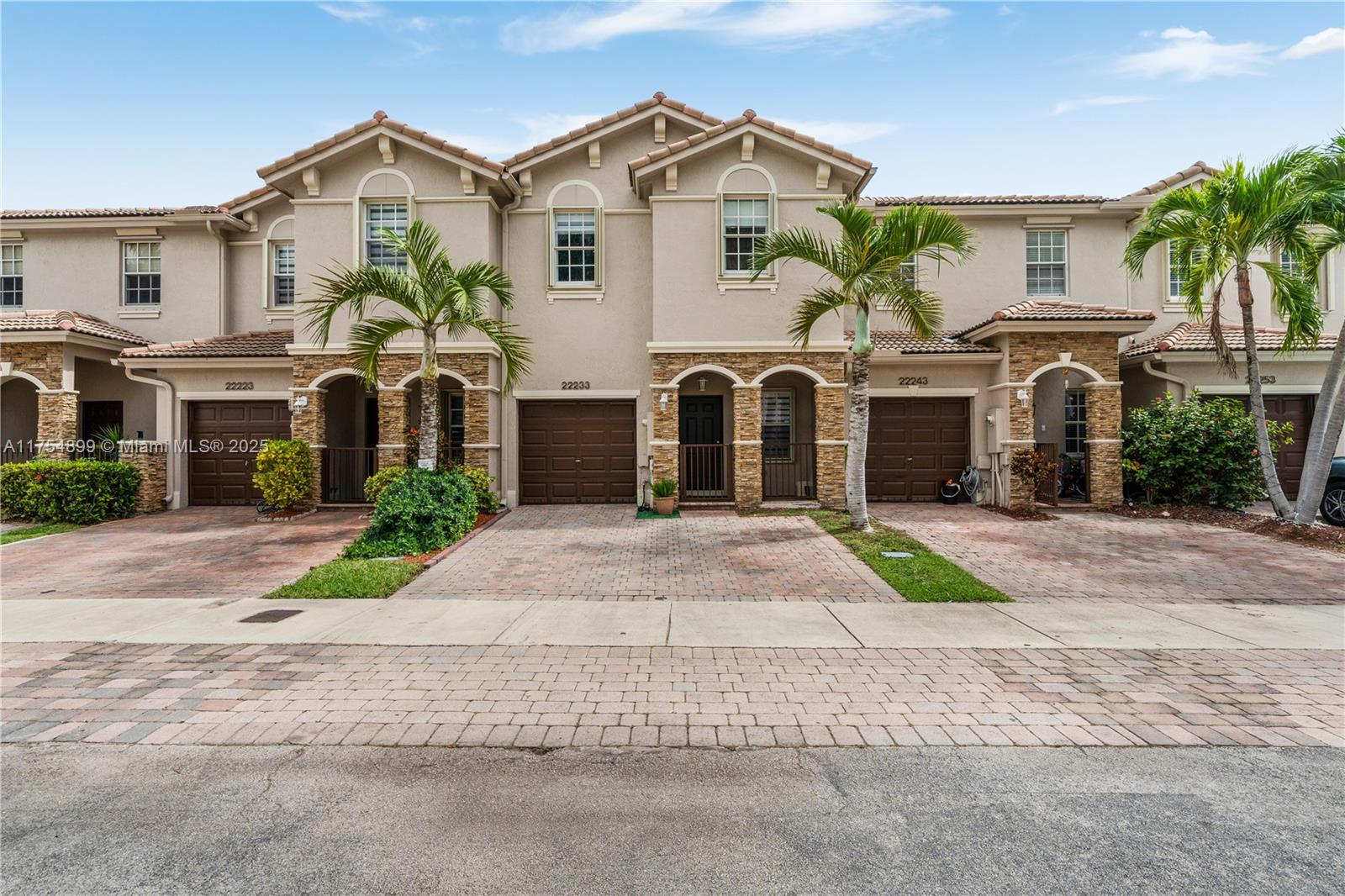 This magnificent townhome features 4 bedroom and 2.5 bathroom with an attached 1 car garage in the complex of The Waterways. This property has a great layout for the whole family to enjoy. The patio can be the relaxing place for the family gatherings. Call me today to show, it will not last!!
