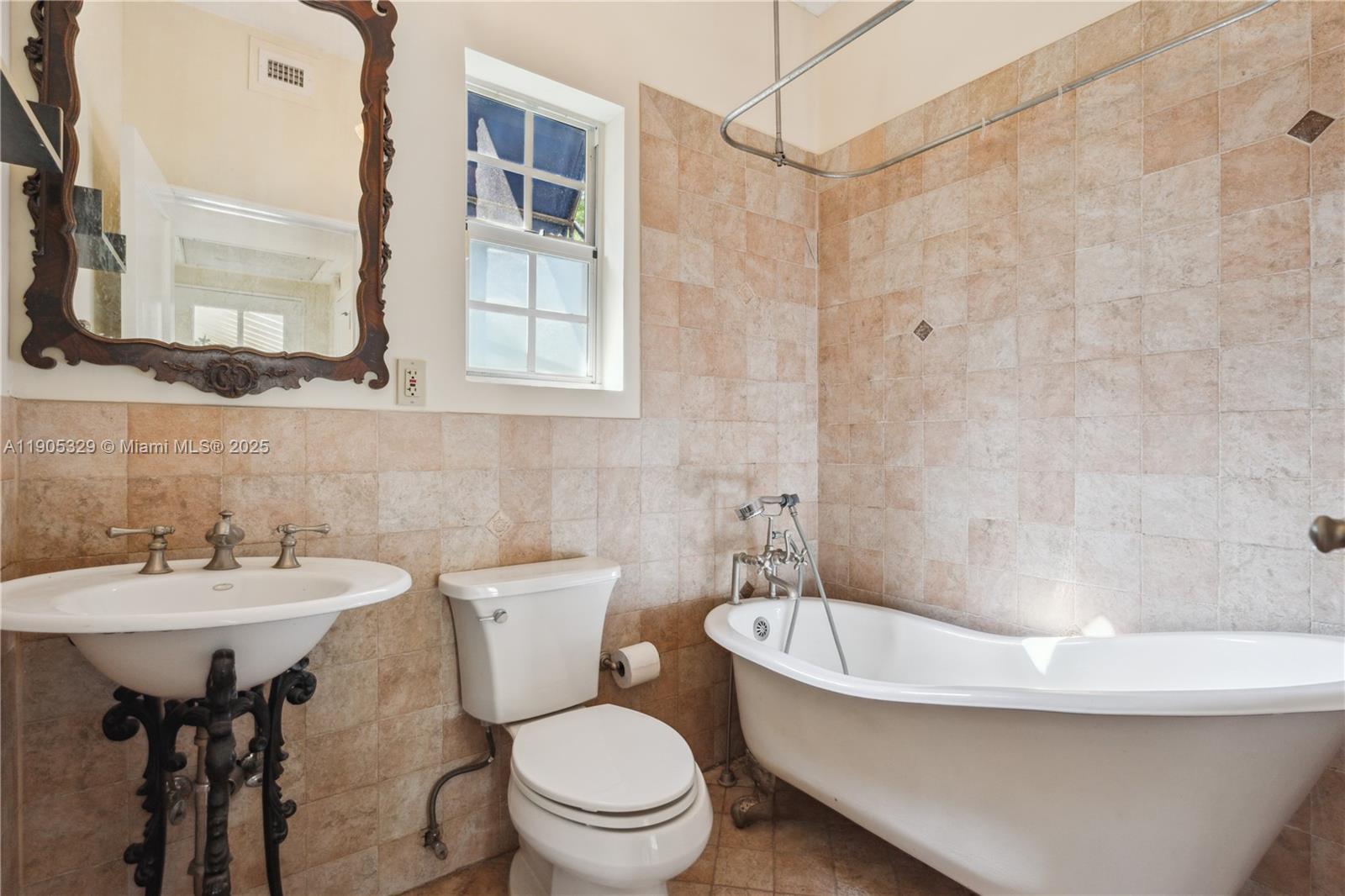 CORAL GABLES GRANADA SEC - Residential Lease