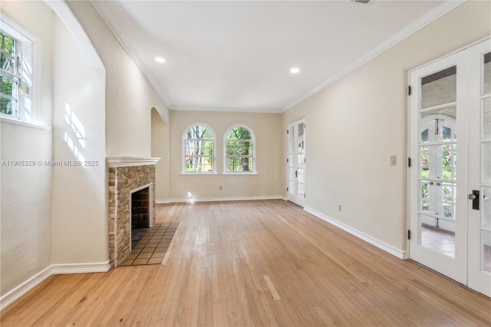 CORAL GABLES GRANADA SEC - Residential Lease